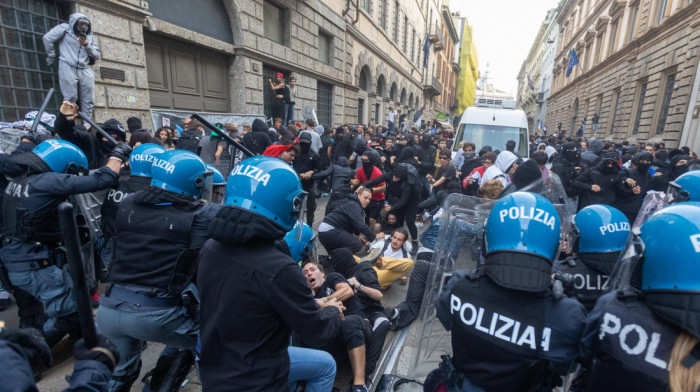 Italija pooštrava mere bezbednosti: Preventivno zadržavanje maloletnika i 500 vojnika