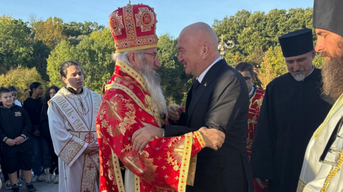 Popović: Dok je Srbije i srpskog naroda, živeće sećanje na streljanu decu u Kragujevcu