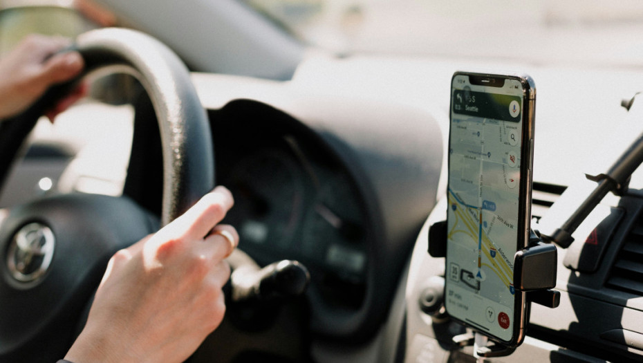 Kako vaš telefon zna da gde je gužva na putu: Tajna GPS navigacije