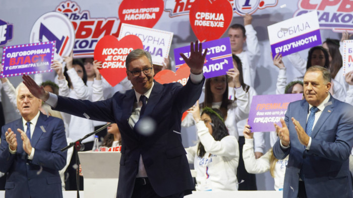 "Protivnik nisu deca ni studenti, već velike sile": Vučić očekuje neizvesne izbore- "ujedinili su se svi protiv nas"