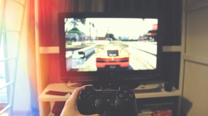 Prodaja konzole PlayStation 5 porasla za 22 odsto uoči izlaska video-igre GTA VI