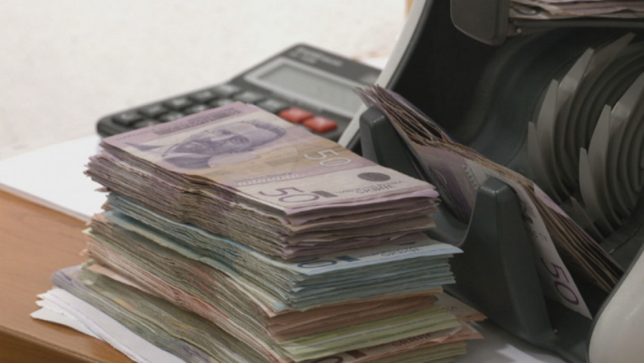 Građani Srbije u bankama čuvaju čak 11 milijardi evra: Da li propuštamo priliku da zaradimo i uvećamo svoju ušteđevinu?