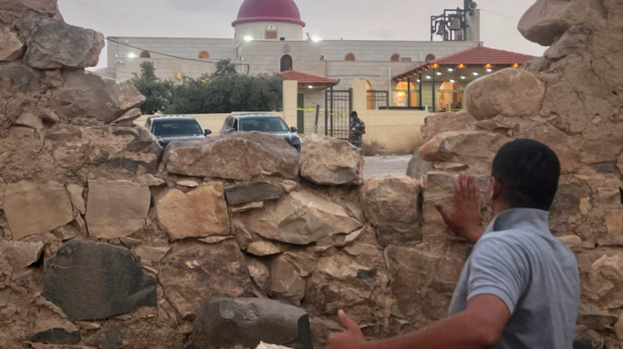 Napad na crkvu u Jordanu: Najmanje šestoro poginulih i 28 ranjenih, napadači pucali u masu pa pobegli (VIDEO)