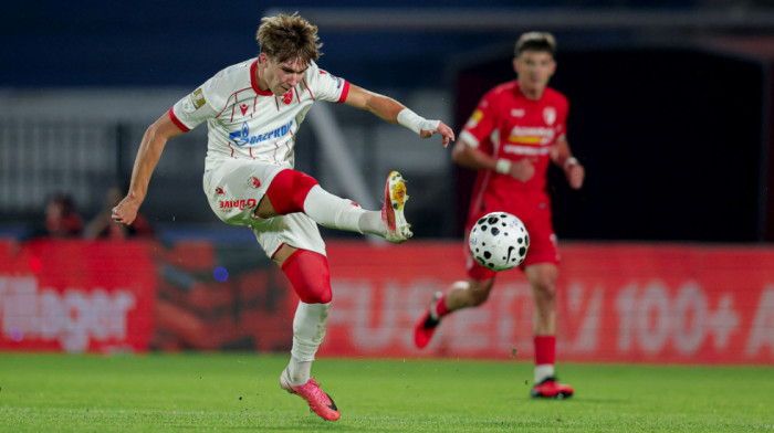 Vasilije Kostov spektakuarnim golom bacio Evropu u trans: Crvena zvezda ima naj strelca kola