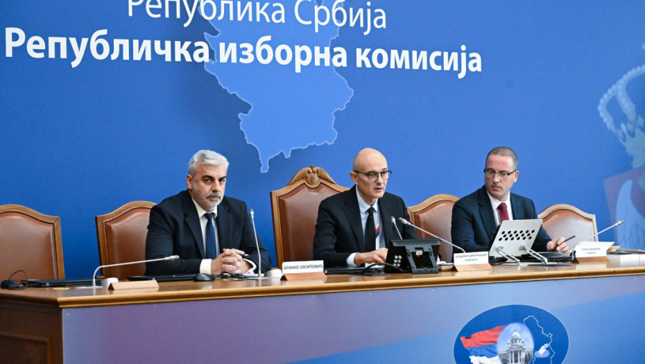 Stižu prvi rezultati parlamentarnih izbora: Pratite uživo kako RIK unosi zapisnike sa biračkih mesta