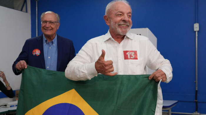 Drugi krug izbora u Brazilu: Hoće li Lula ostati predsednik ili će ga naslediti sin Žaira Bolsonara
