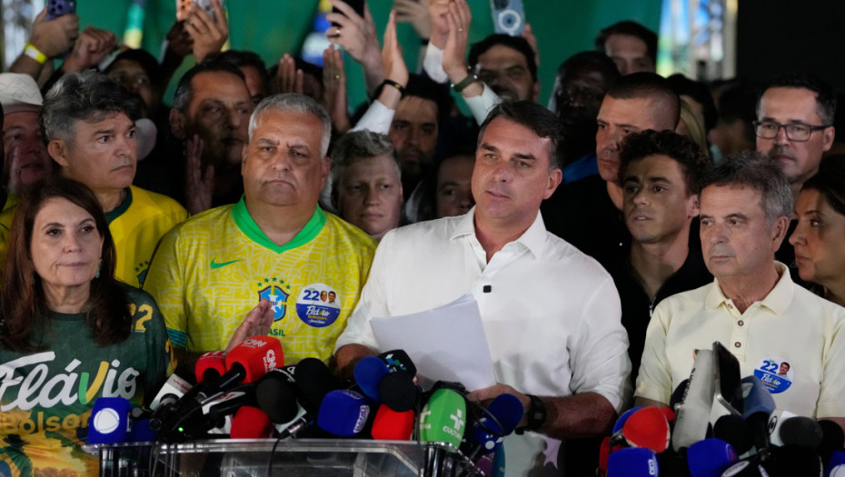 Bolsonaro pod istragom zbog korupcije u Brazilu, SAD saopštile da će izdati vize njemu i porodici