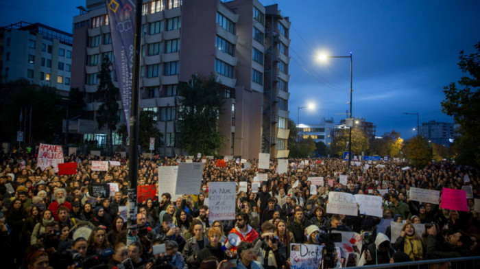 Protest u Prištini zbog ubistva Arljinde Zekaj: Traže odgovornost institucija